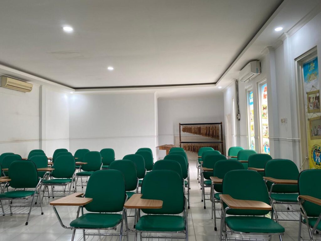 WhatsApp-Image-2025-12-19-at-09.35.16-2-1024x768 RUANG KELAS